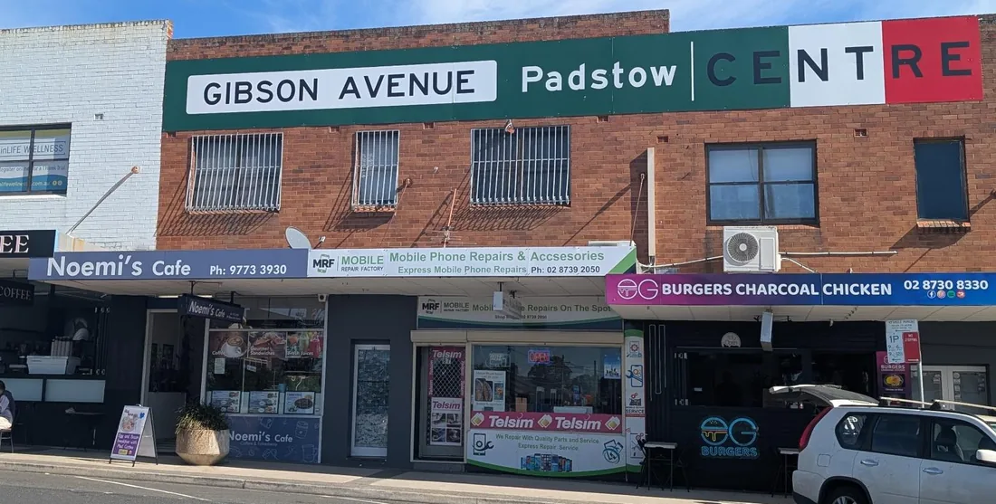 Phone Repair in Padstow, Done on the Spot